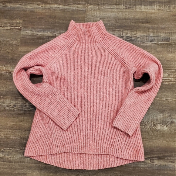 Madewell Northfield Mockneck Sweater in Pink size Medium - Picture 4 of 10
